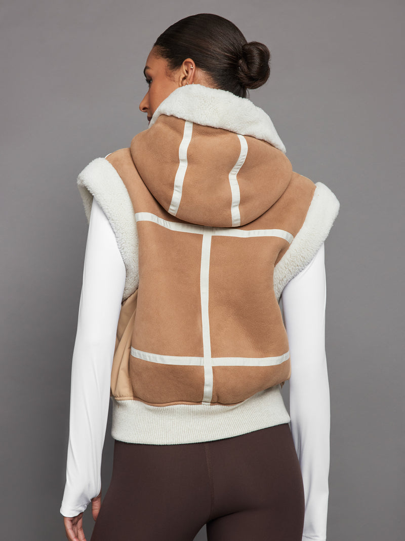 Feli Gilet - Curly Lamb Suede