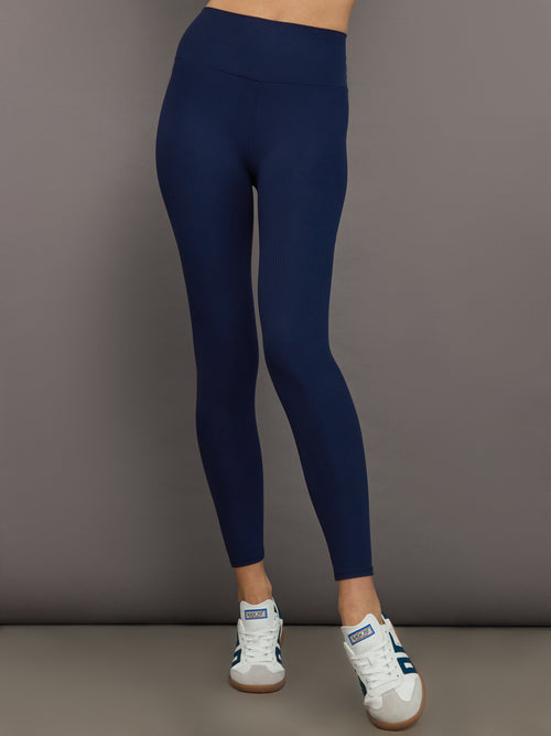 High Rise Legging in Ribbed Melt - True Navy