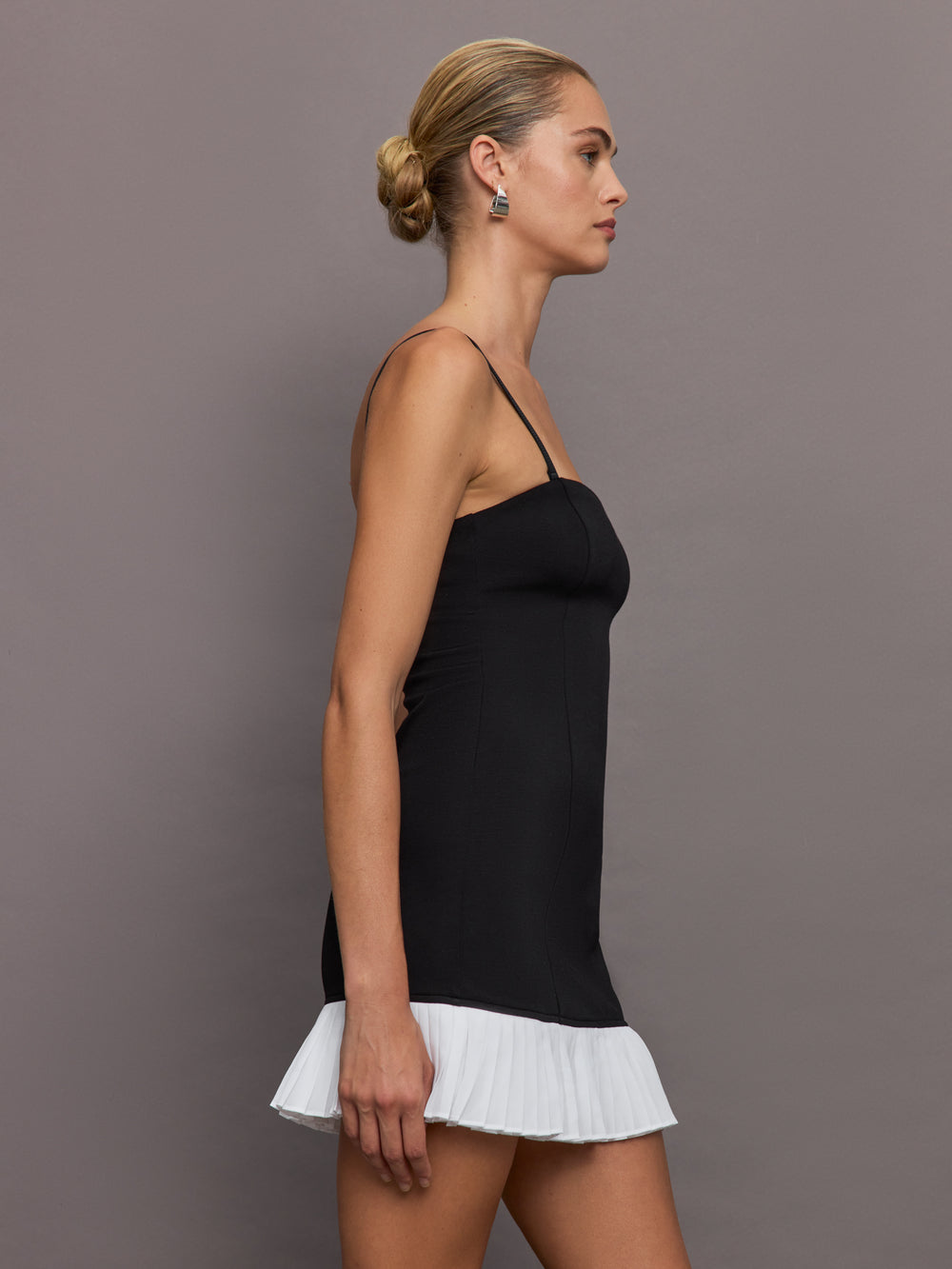 Sweetheart Pleated Tennis Dress - Black/White