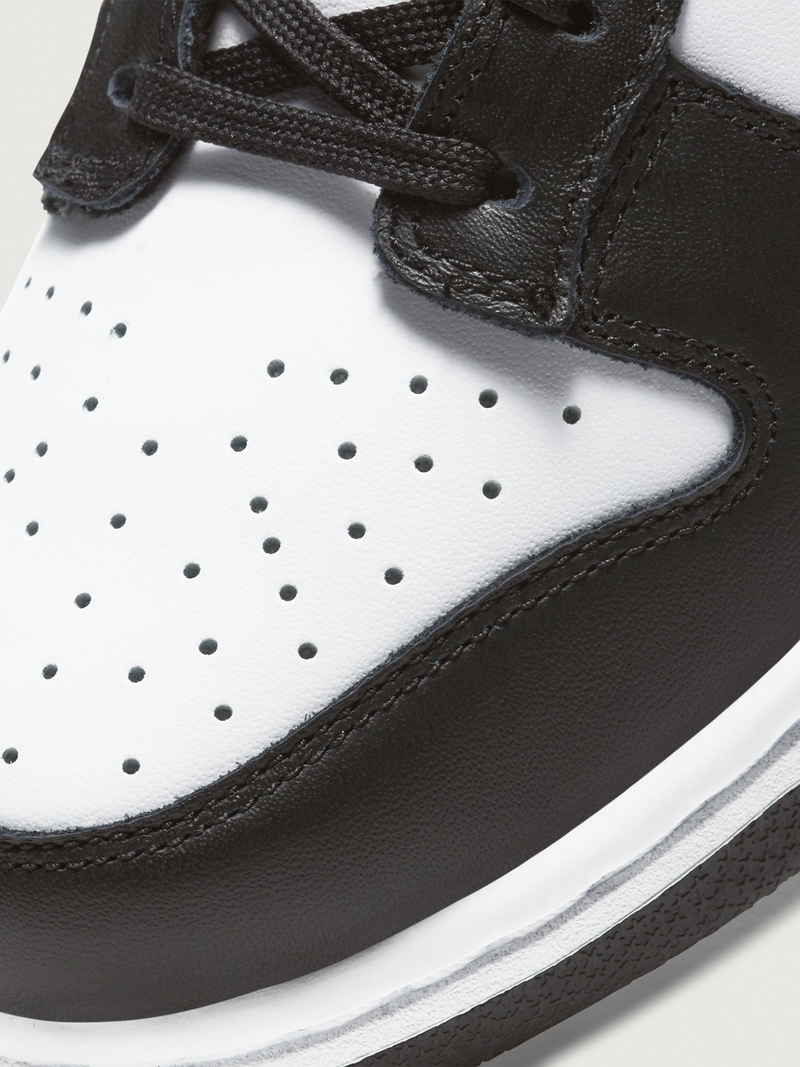 Nike Dunk Low - White/Black-White