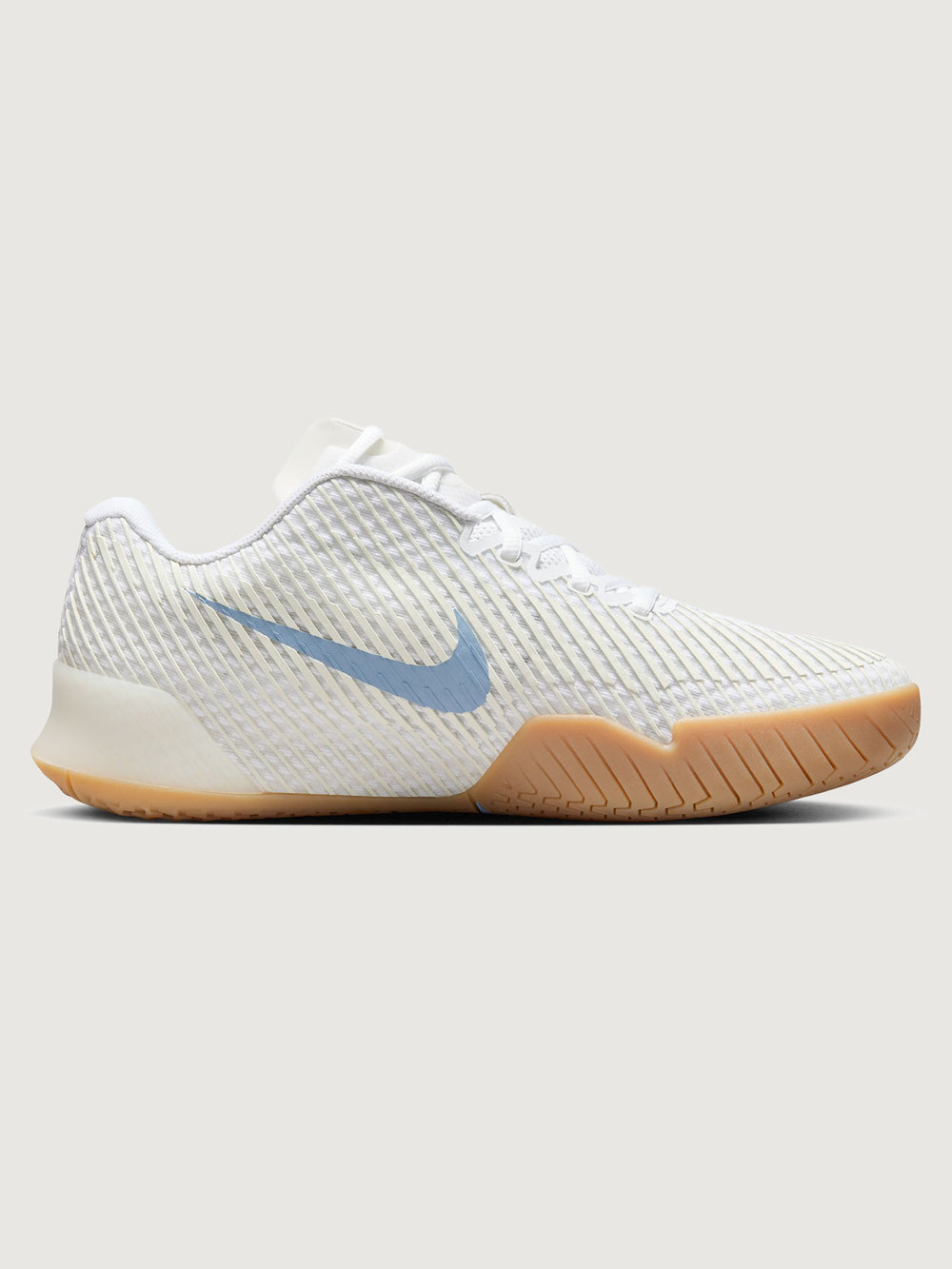 NikeCourt Air Zoom Vapor 11 - White/Light Blue-Sail-Gum- Light Brown