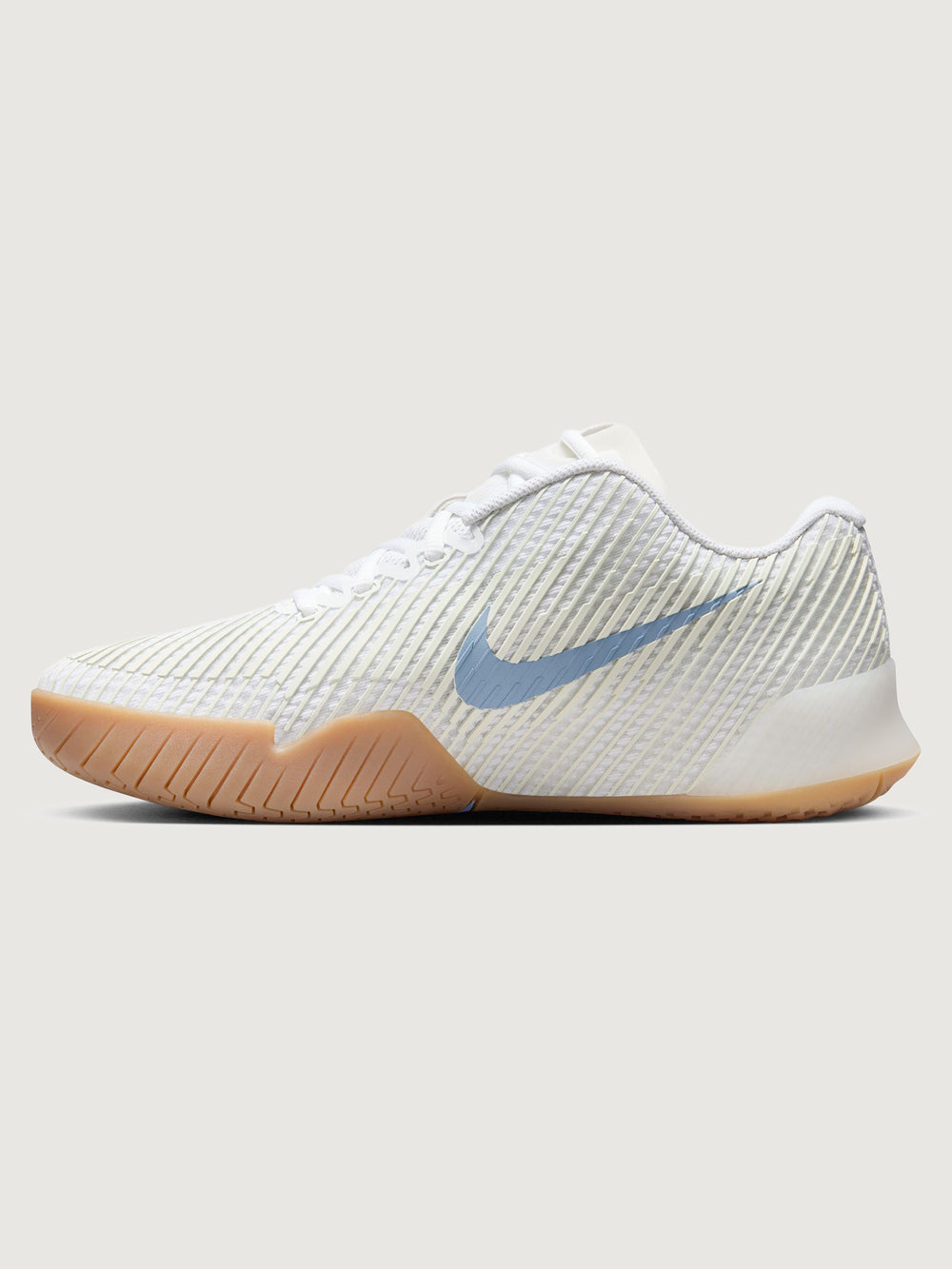 NikeCourt Air Zoom Vapor 11 - White/Light Blue-Sail-Gum- Light Brown