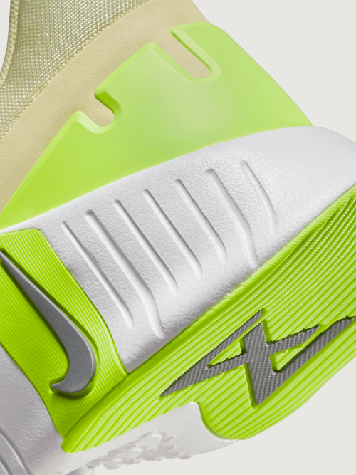 Nike Free Metcon 5 - CITRON TINT/COOL GREY-VOLT-SUMMIT WHITE