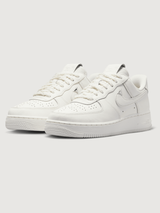 WMNS AIR FORCE 1 '07 LV8 - SAIL/SAIL-METALLIC SILVER-TAWNY