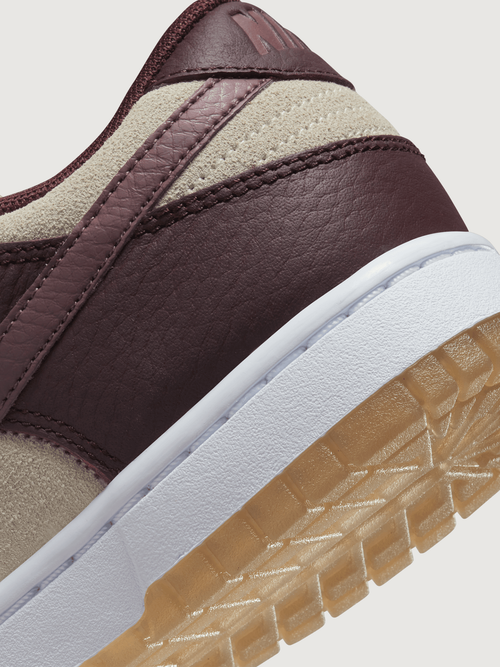 WMNS NIKE DUNK LOW - COCONUT MILK/PLUM ECLIPSE-EARTH