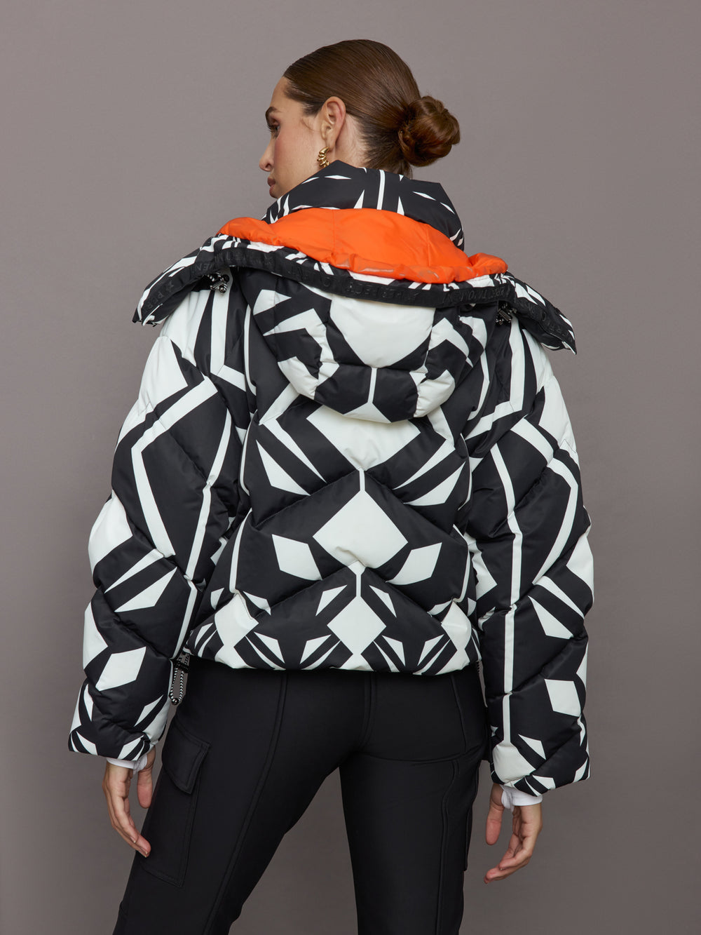 Mountain Puffer Ski Jacket - Geo Print Black/Snow White