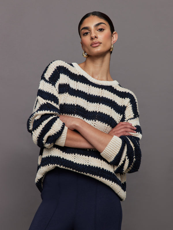 Queens Boo Knit - Stripe